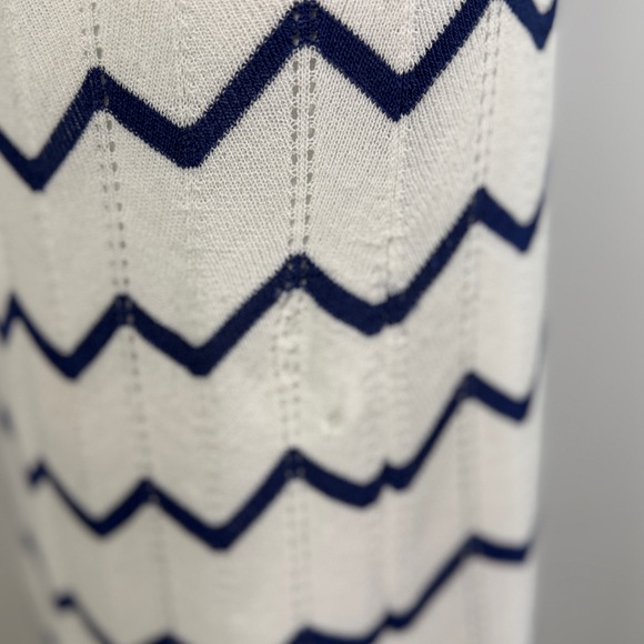 LOFT White + Navy Chevron Maxi Dress • Knit Sleeveless Summer Sundress • Size M - Picture 5 of 10